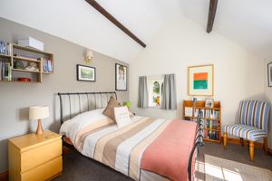Bedroom- click for photo gallery